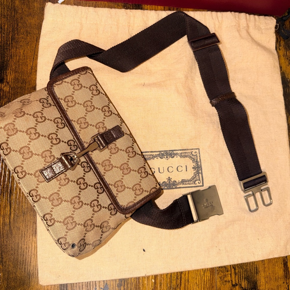 Jackie Gucci Tan and Brown Monogram Belt Bag - Picture 4 of 7